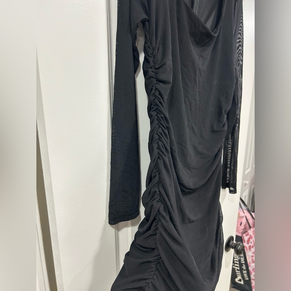 NWOT Mini Ruched Dress - Picture 3 of 8